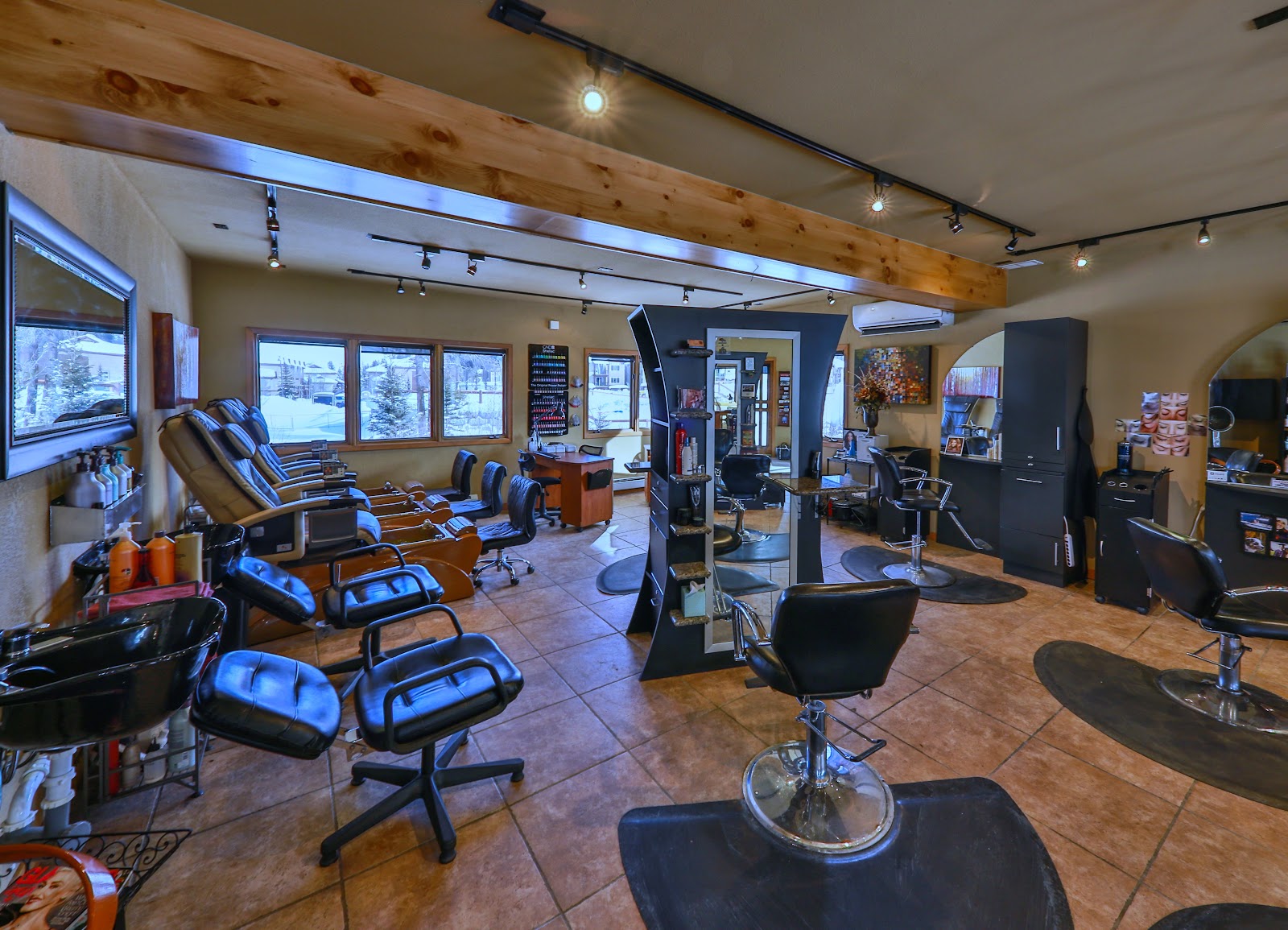 The Salon at Winter Park logo